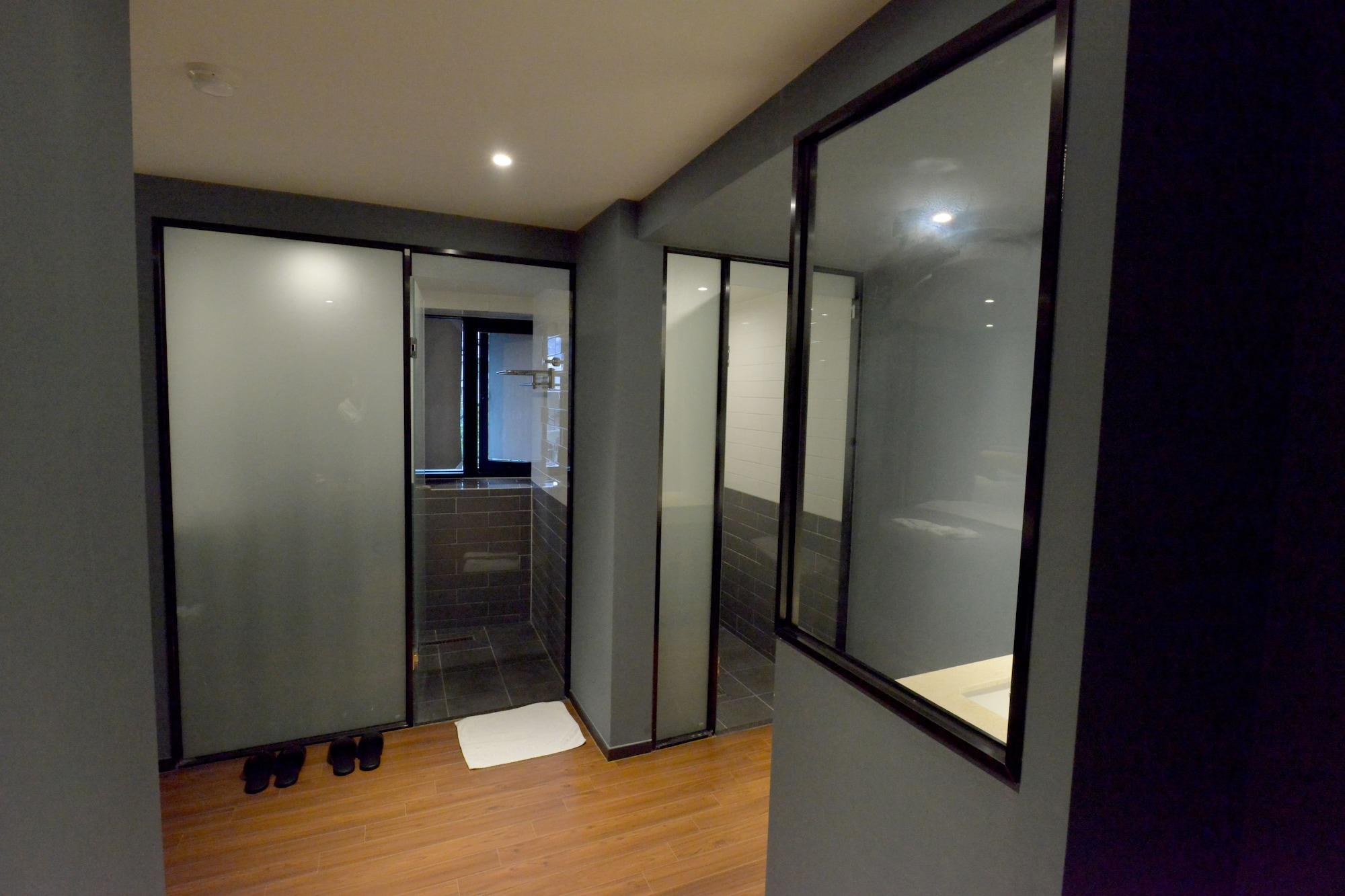 Brown Dot Hotel Changwon Eksteriør billede