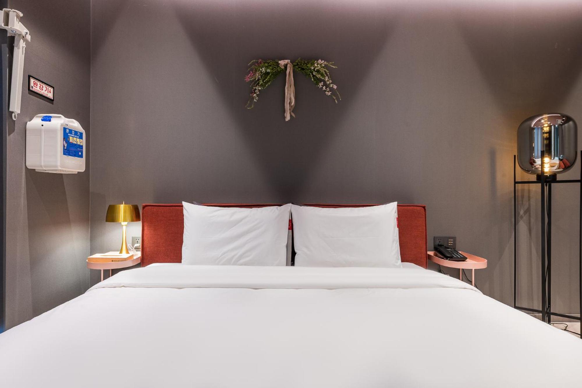 Brown Dot Hotel Changwon Eksteriør billede