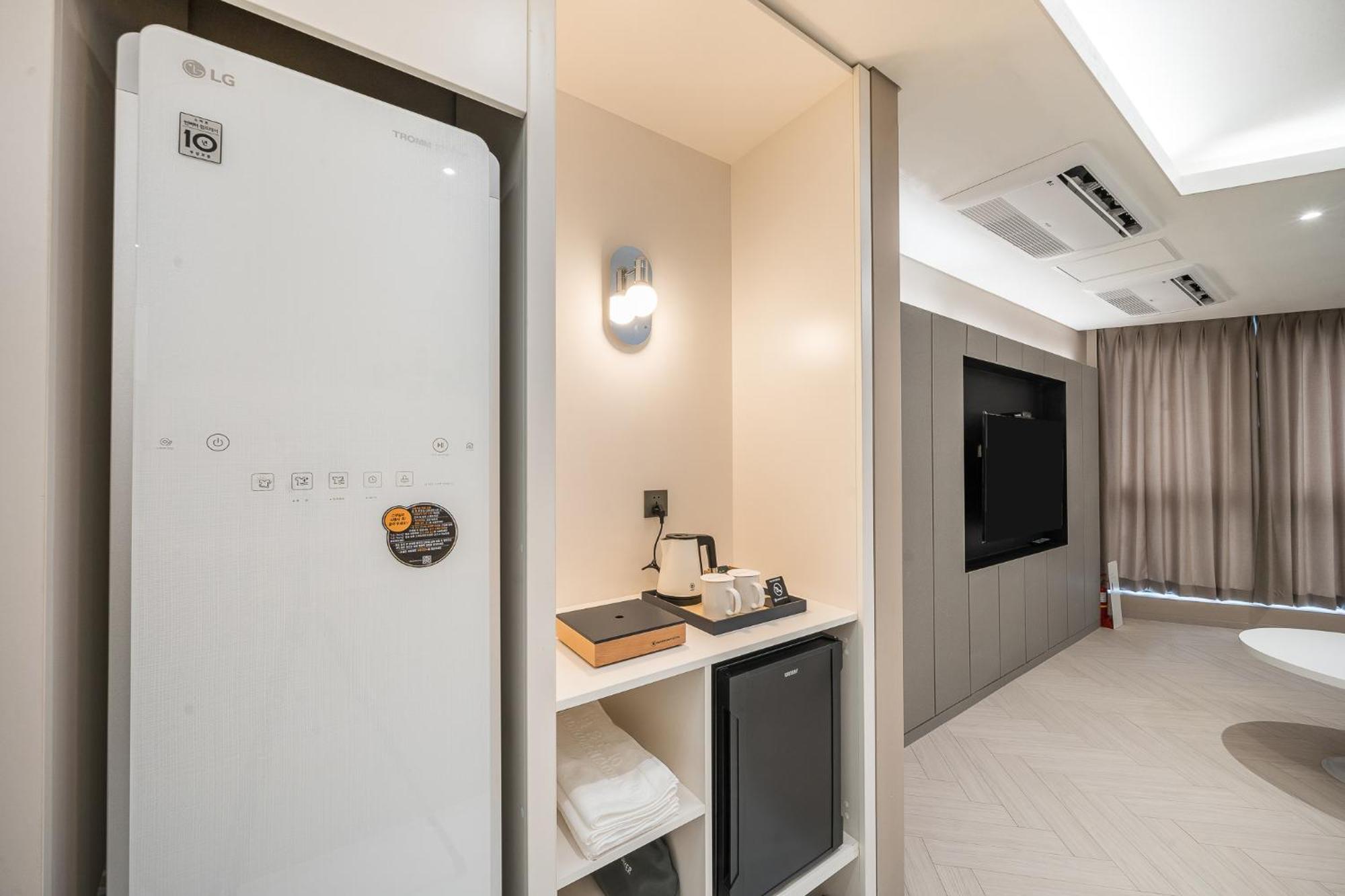 Brown Dot Hotel Changwon Eksteriør billede